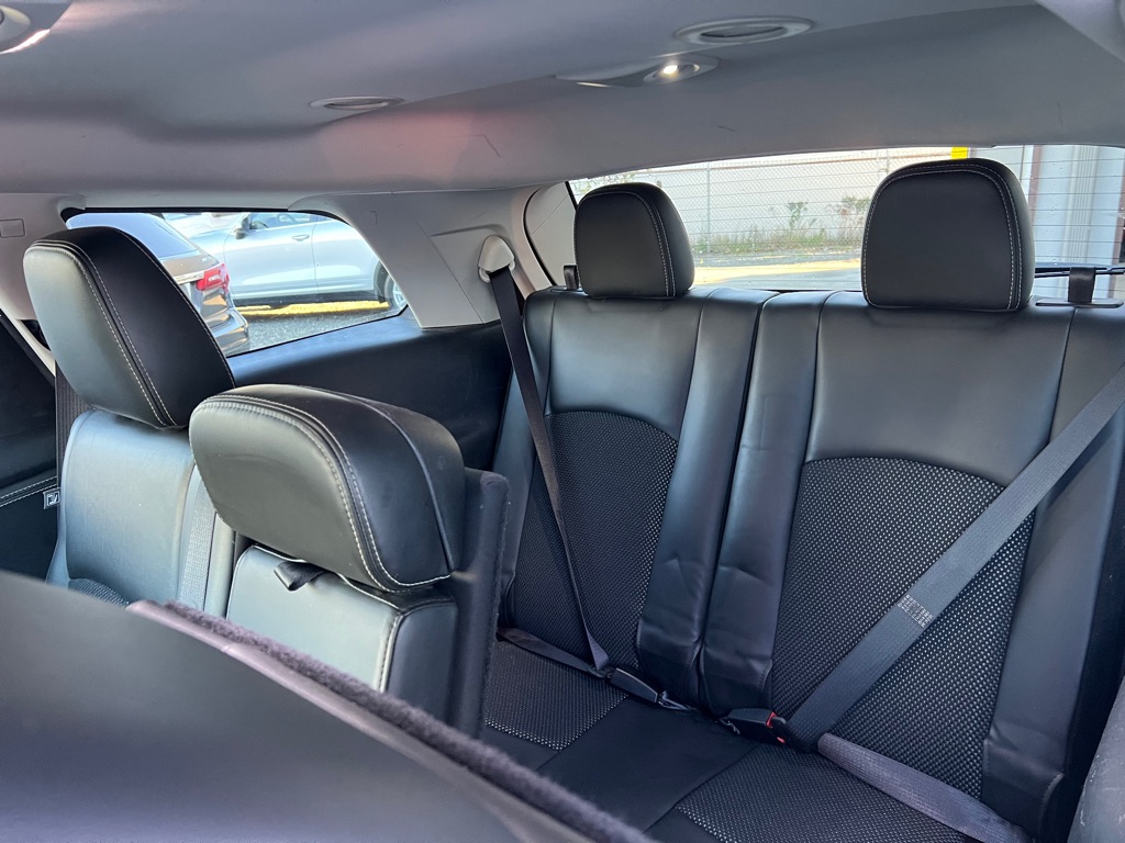 Photo 15 of this DODGE JOURNEY