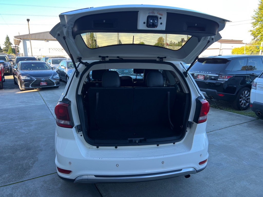Photo 16 of this DODGE JOURNEY