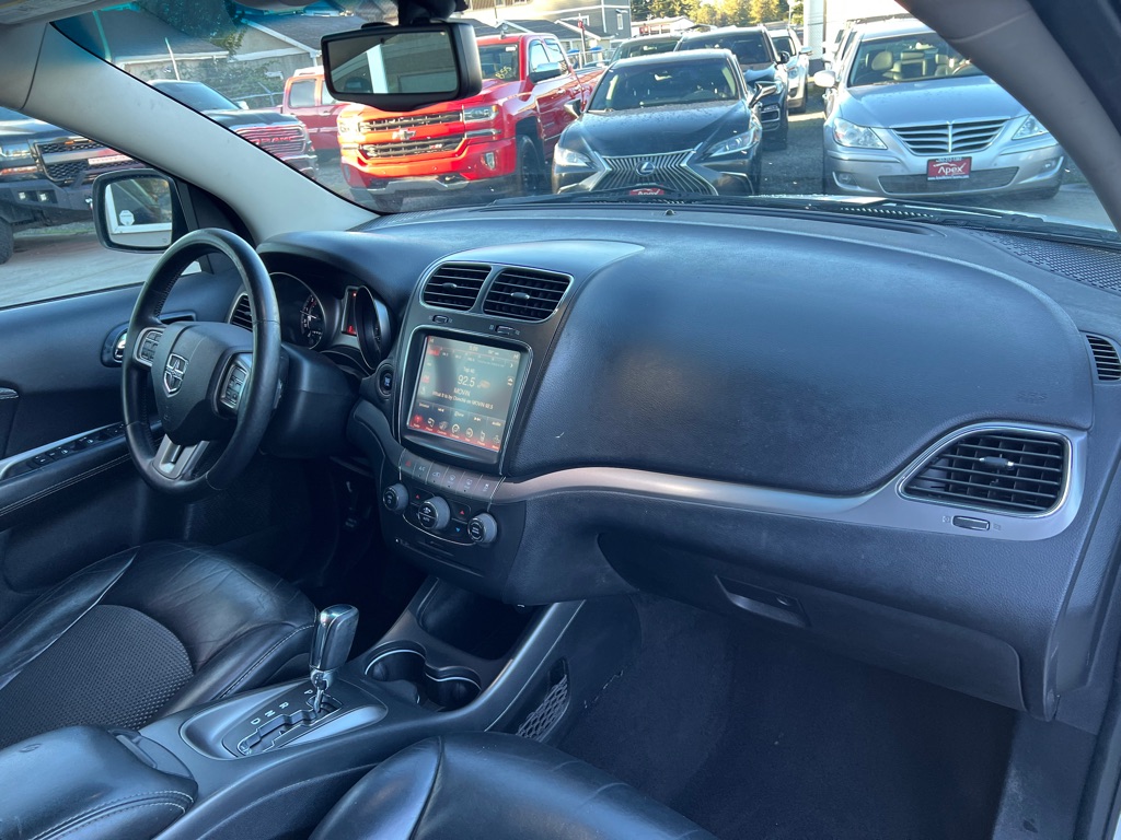 Photo 19 of this DODGE JOURNEY