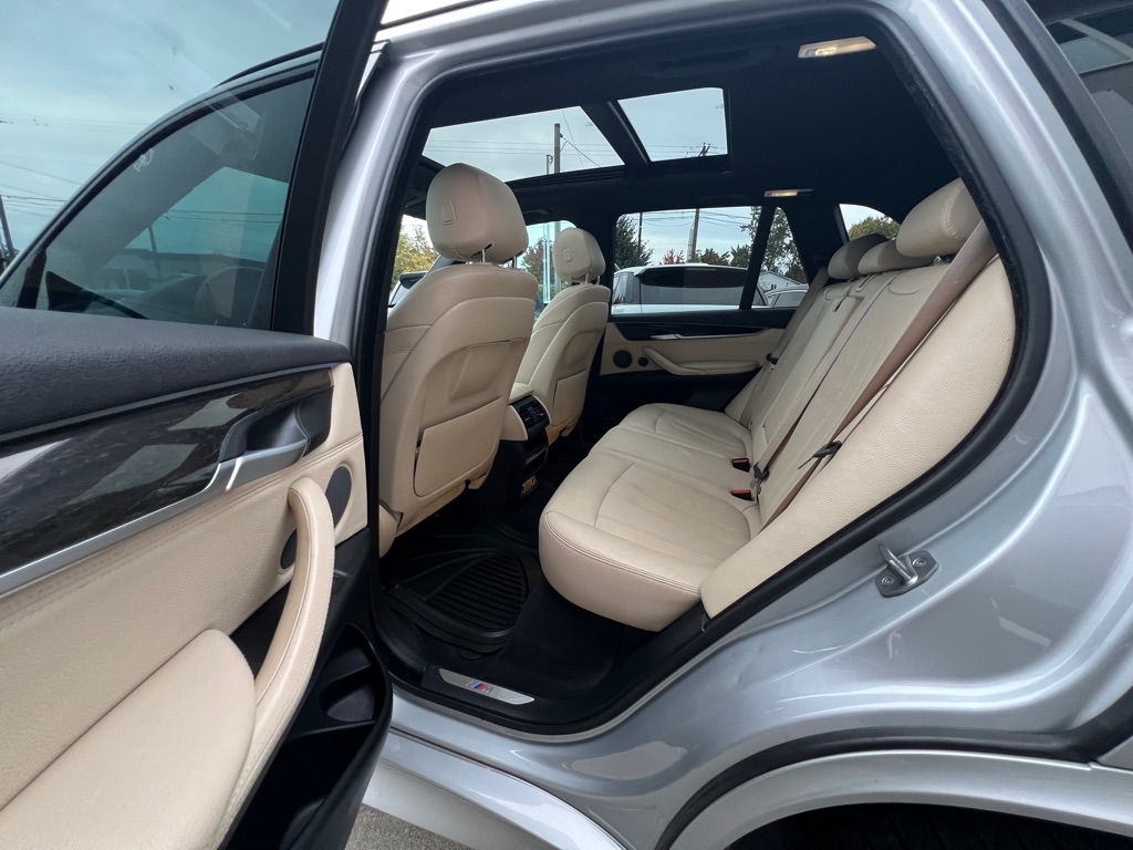 Photo 13 of this BMW X5