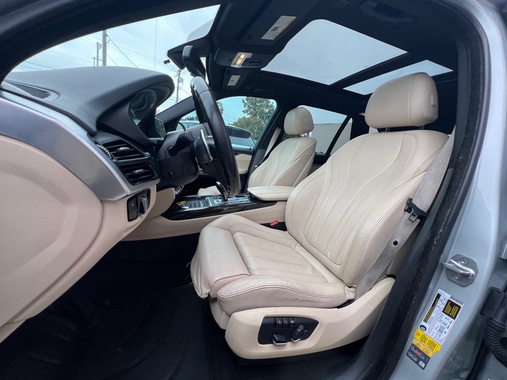 Photo 12 of this BMW X5
