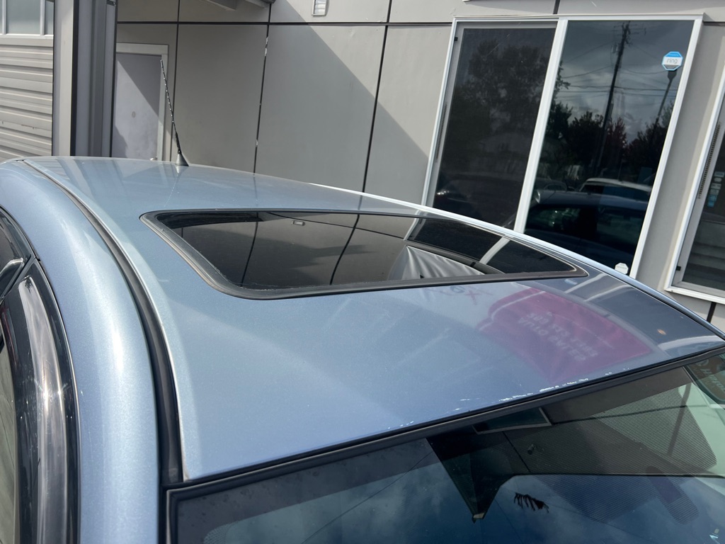 Photo 9 of this TOYOTA MATRIX