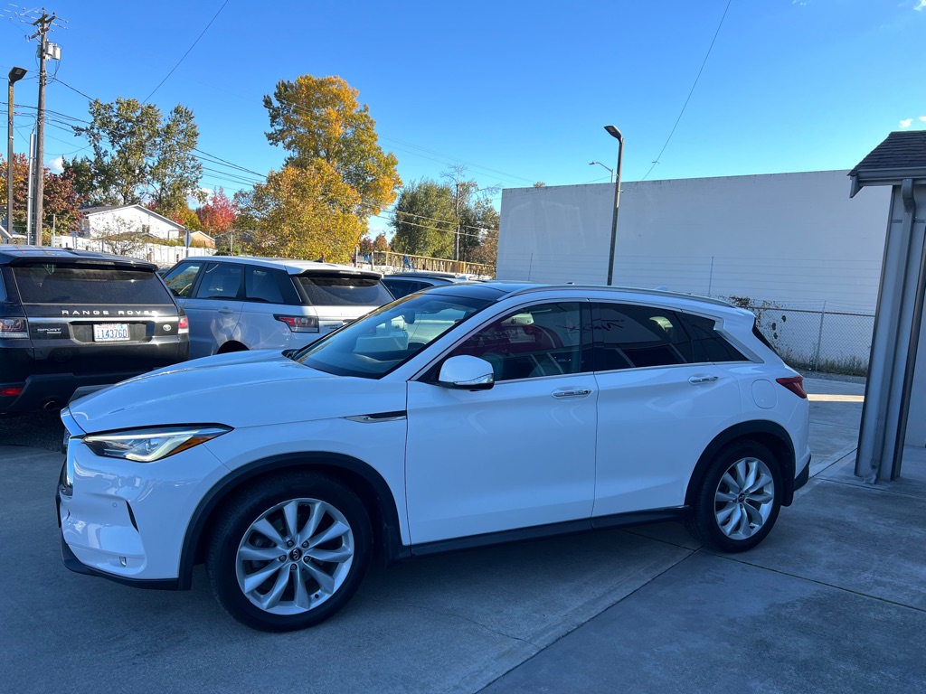 Photo 4 of this INFINITI QX50