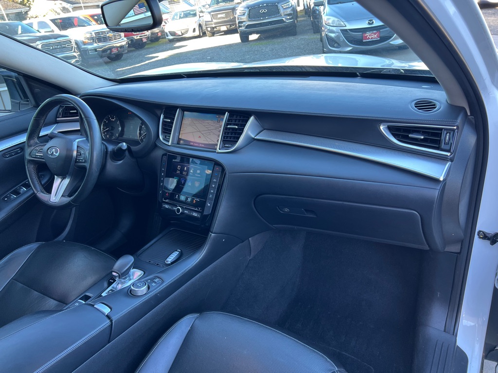 Photo 19 of this INFINITI QX50