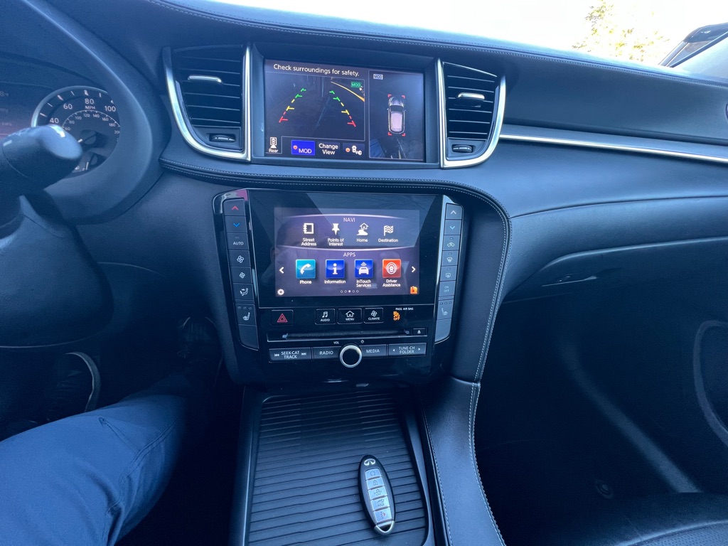 Photo 21 of this INFINITI QX50