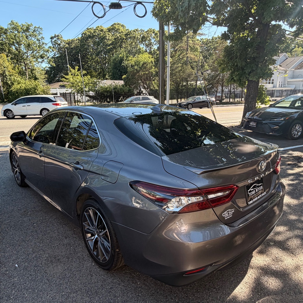 Photo 3 of this TOYOTA CAMRY