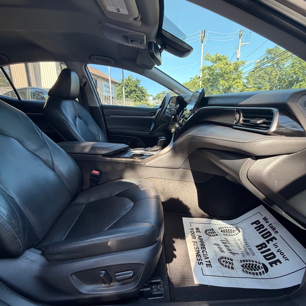Photo 16 of this TOYOTA CAMRY