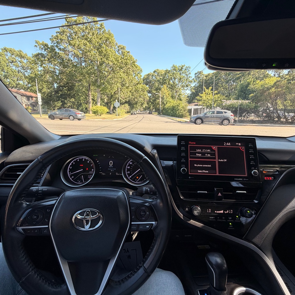 Photo 19 of this TOYOTA CAMRY