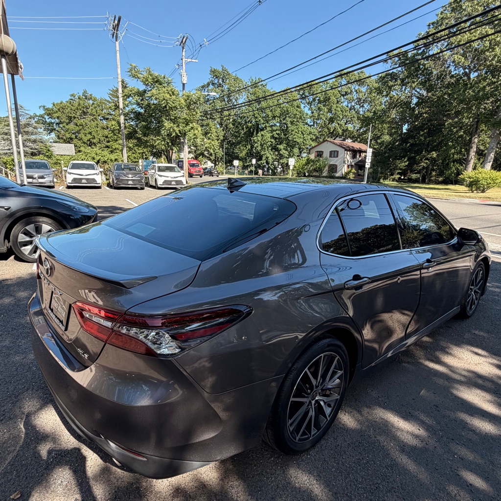 Photo 5 of this TOYOTA CAMRY