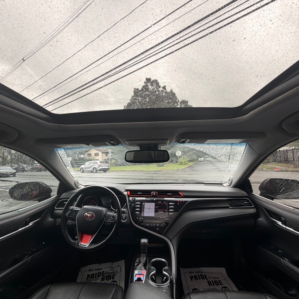 Photo 14 of this TOYOTA CAMRY
