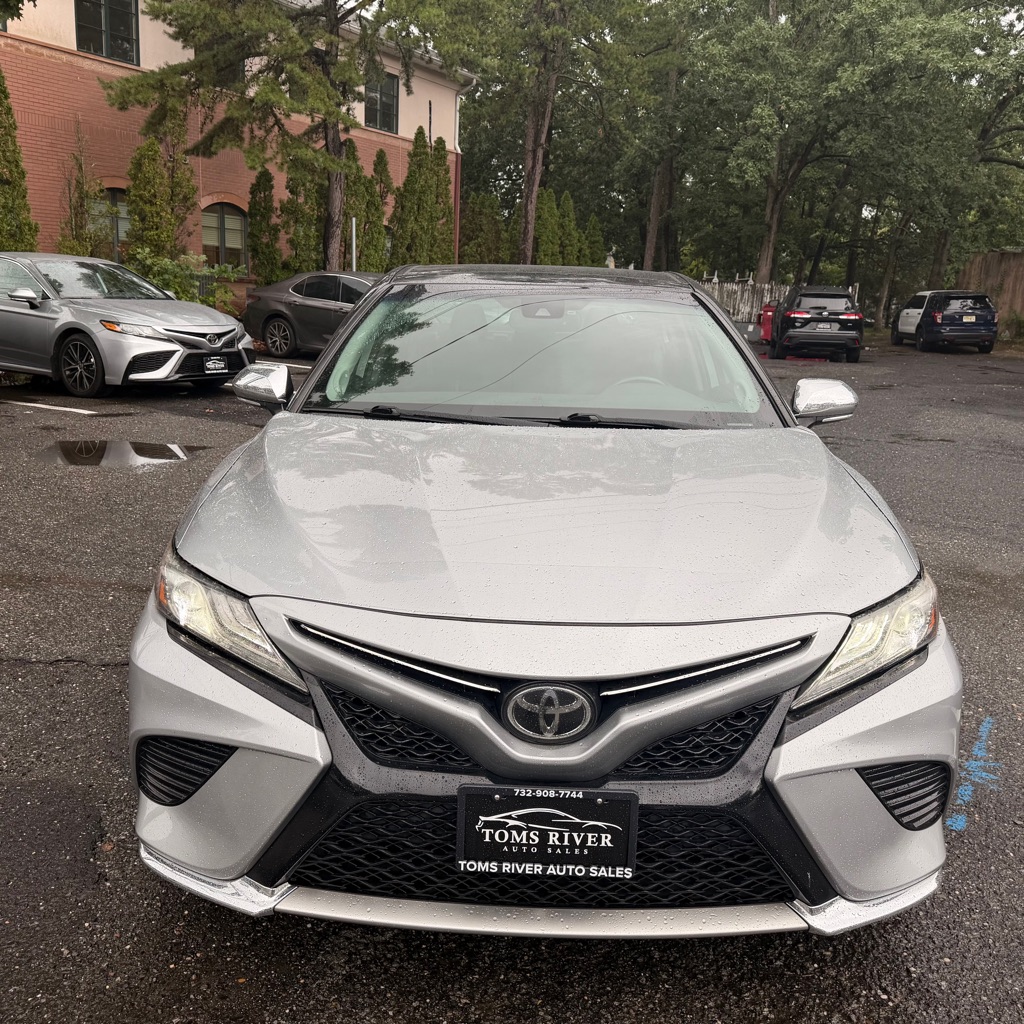 Photo 8 of this TOYOTA CAMRY
