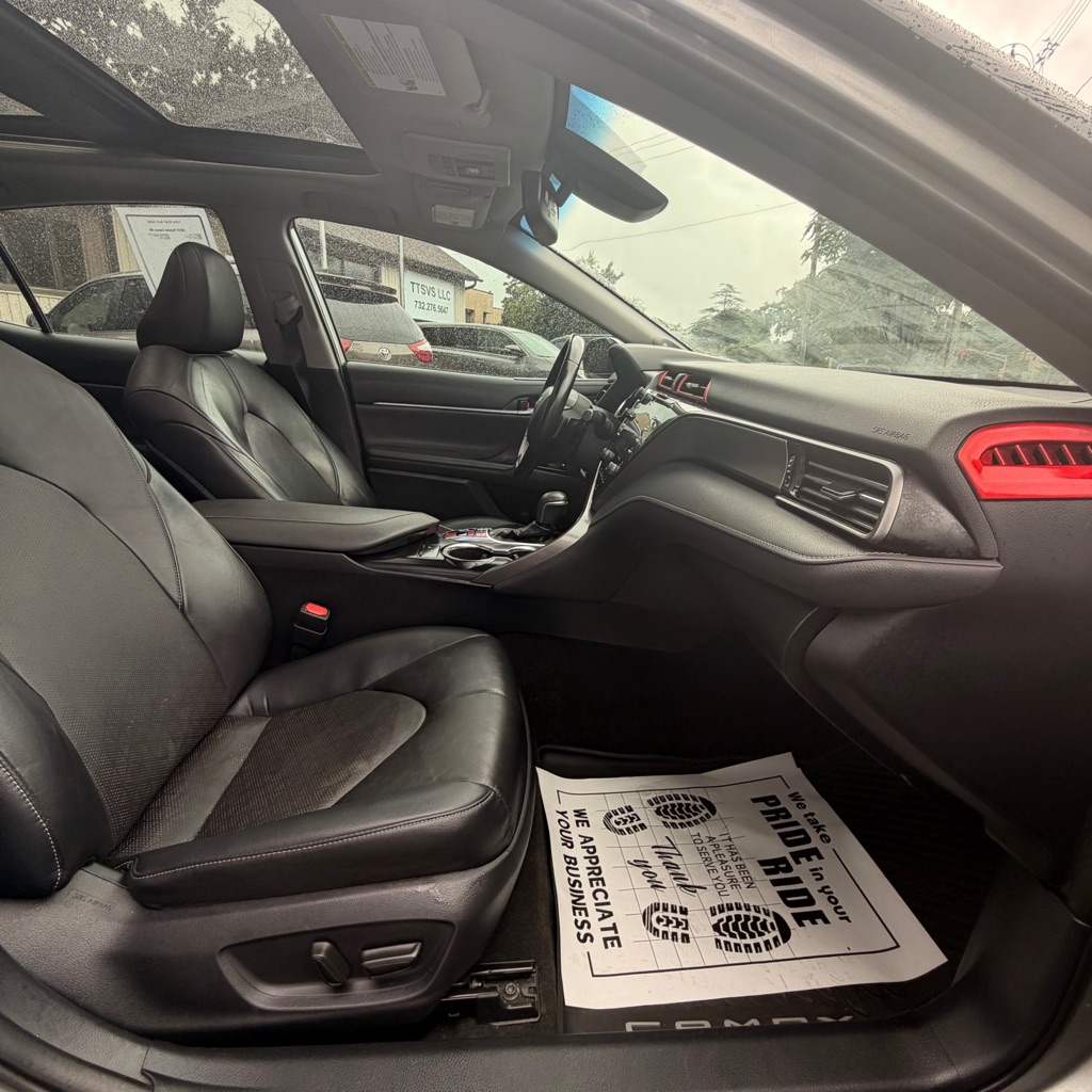 Photo 16 of this TOYOTA CAMRY