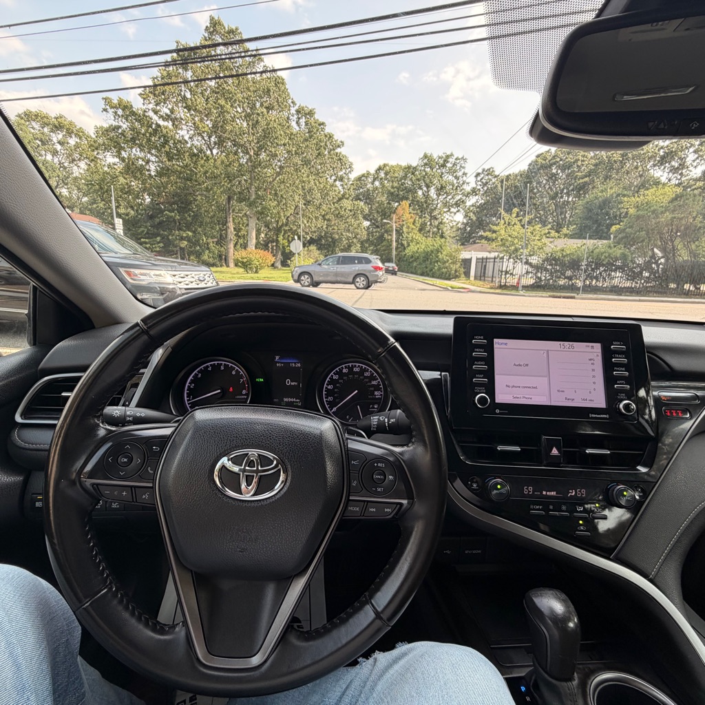 Photo 19 of this TOYOTA CAMRY