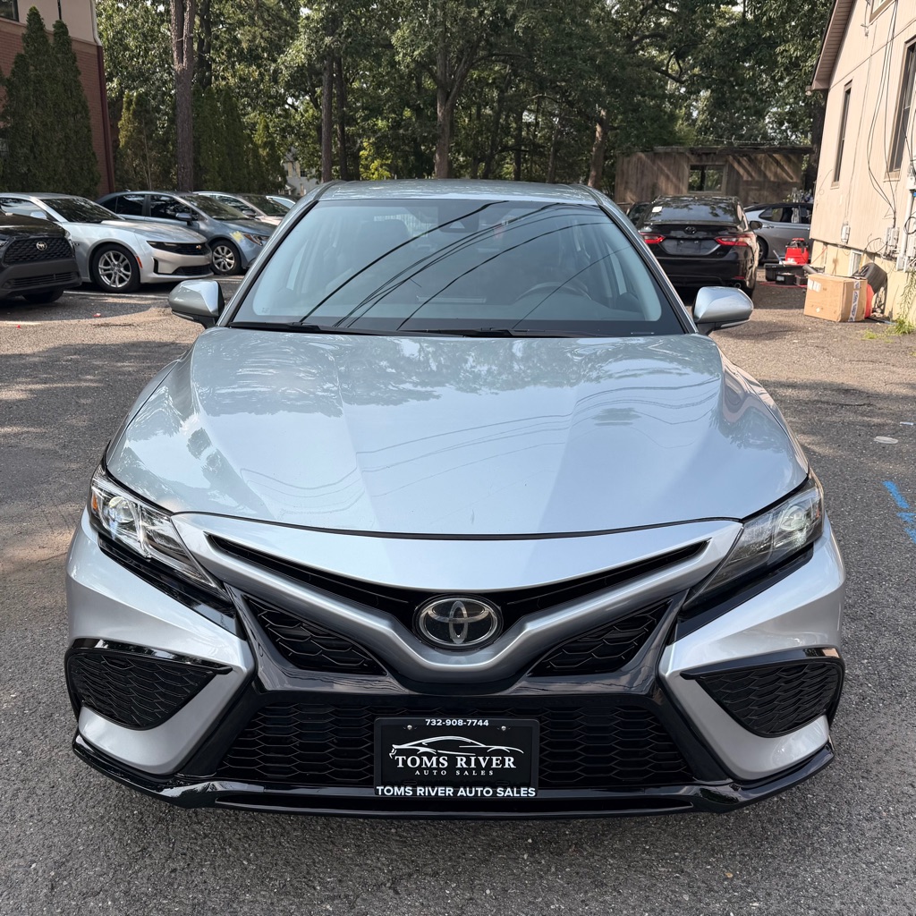 Photo 8 of this TOYOTA CAMRY