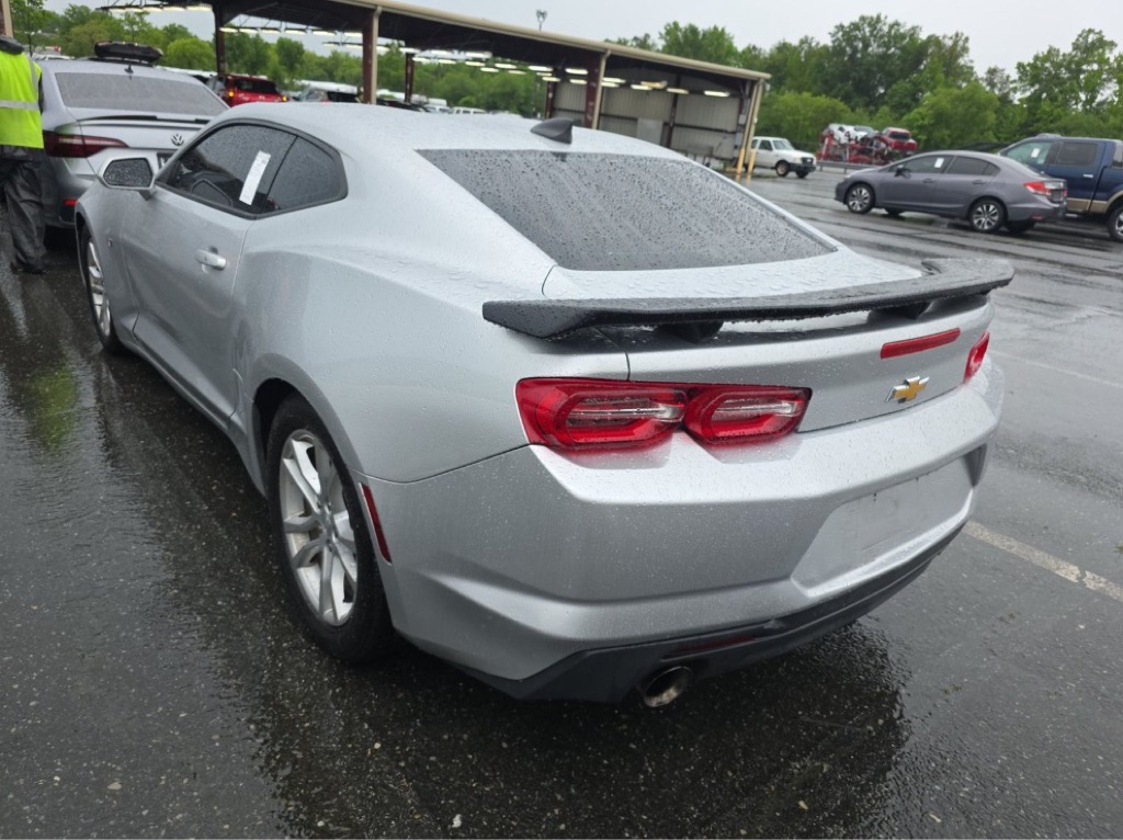 Photo 4 of this CHEVROLET CAMARO