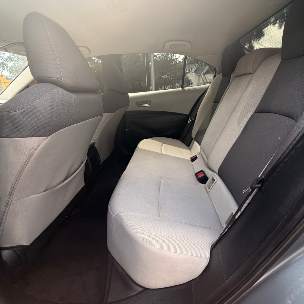 Photo 11 of this TOYOTA COROLLA