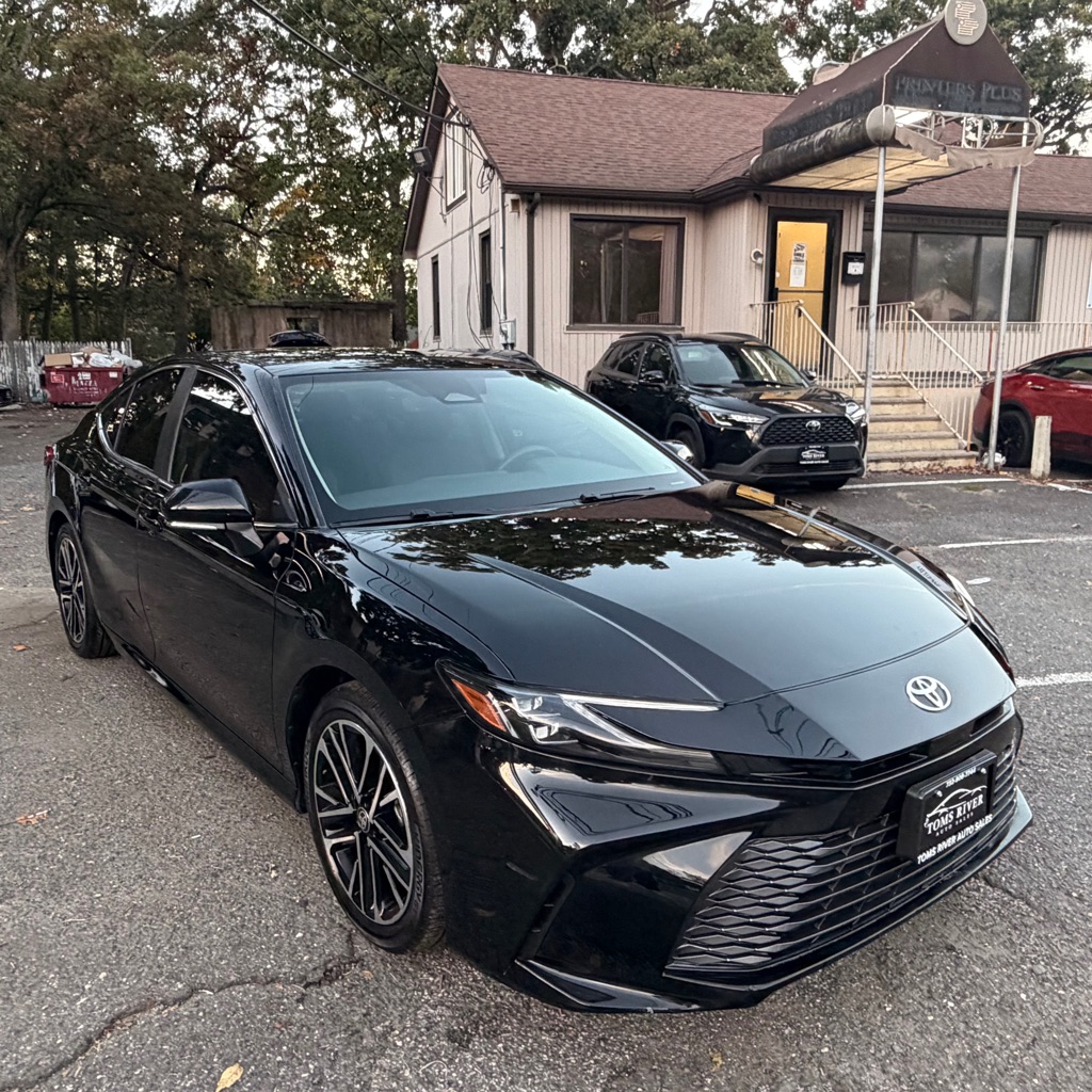 Photo 7 of this TOYOTA CAMRY