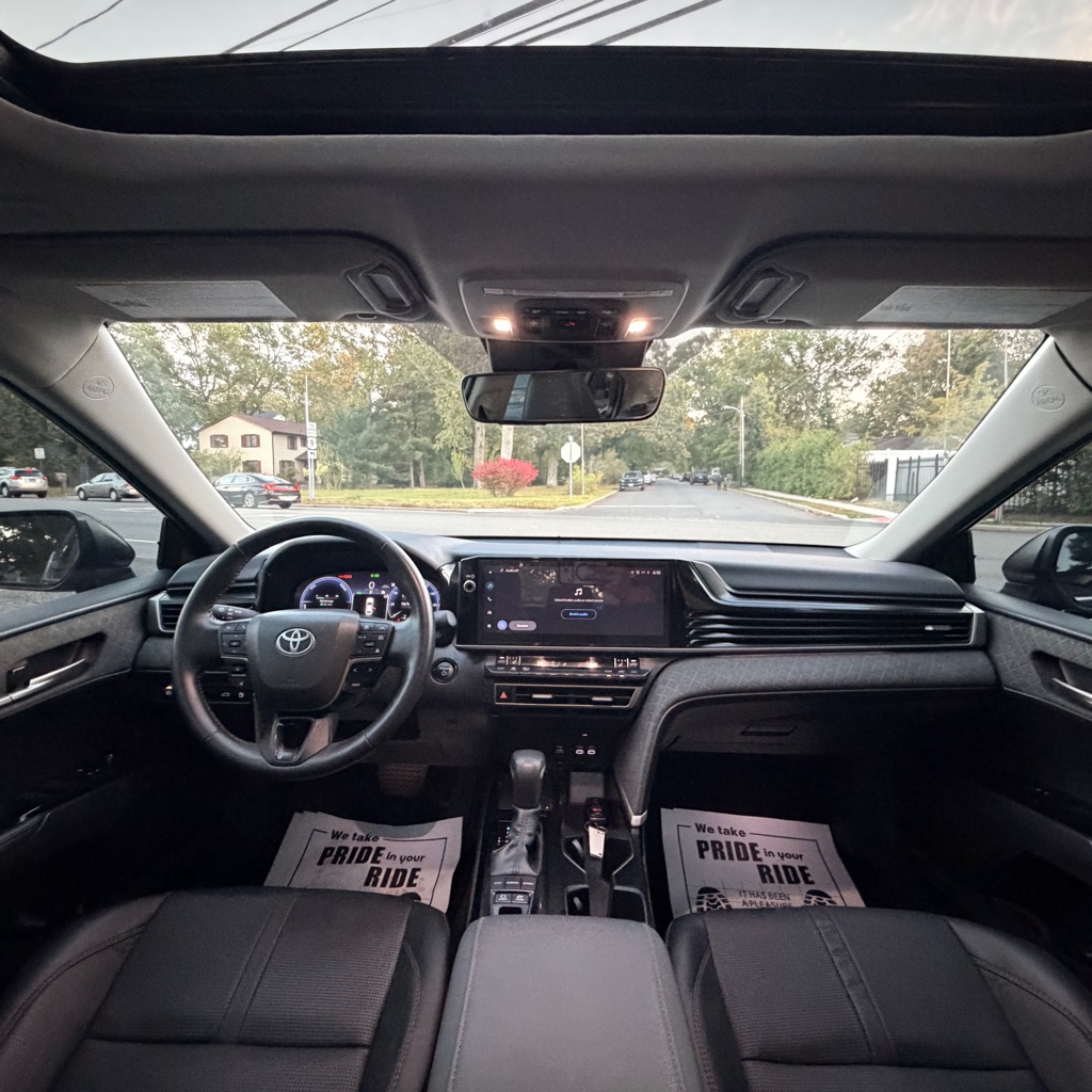 Photo 14 of this TOYOTA CAMRY