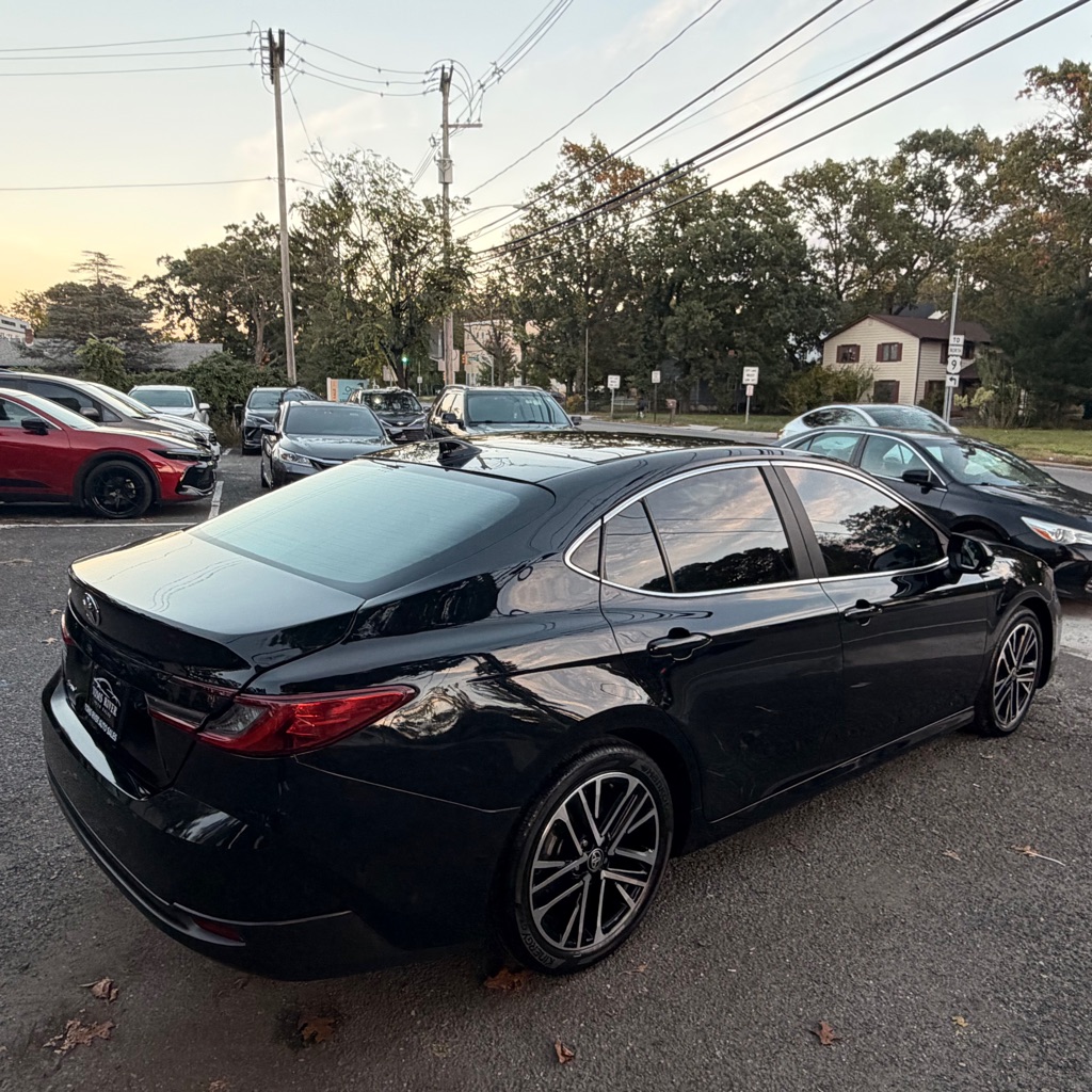 Photo 5 of this TOYOTA CAMRY