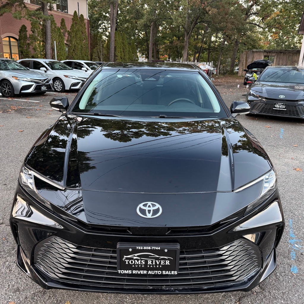 Photo 8 of this TOYOTA CAMRY