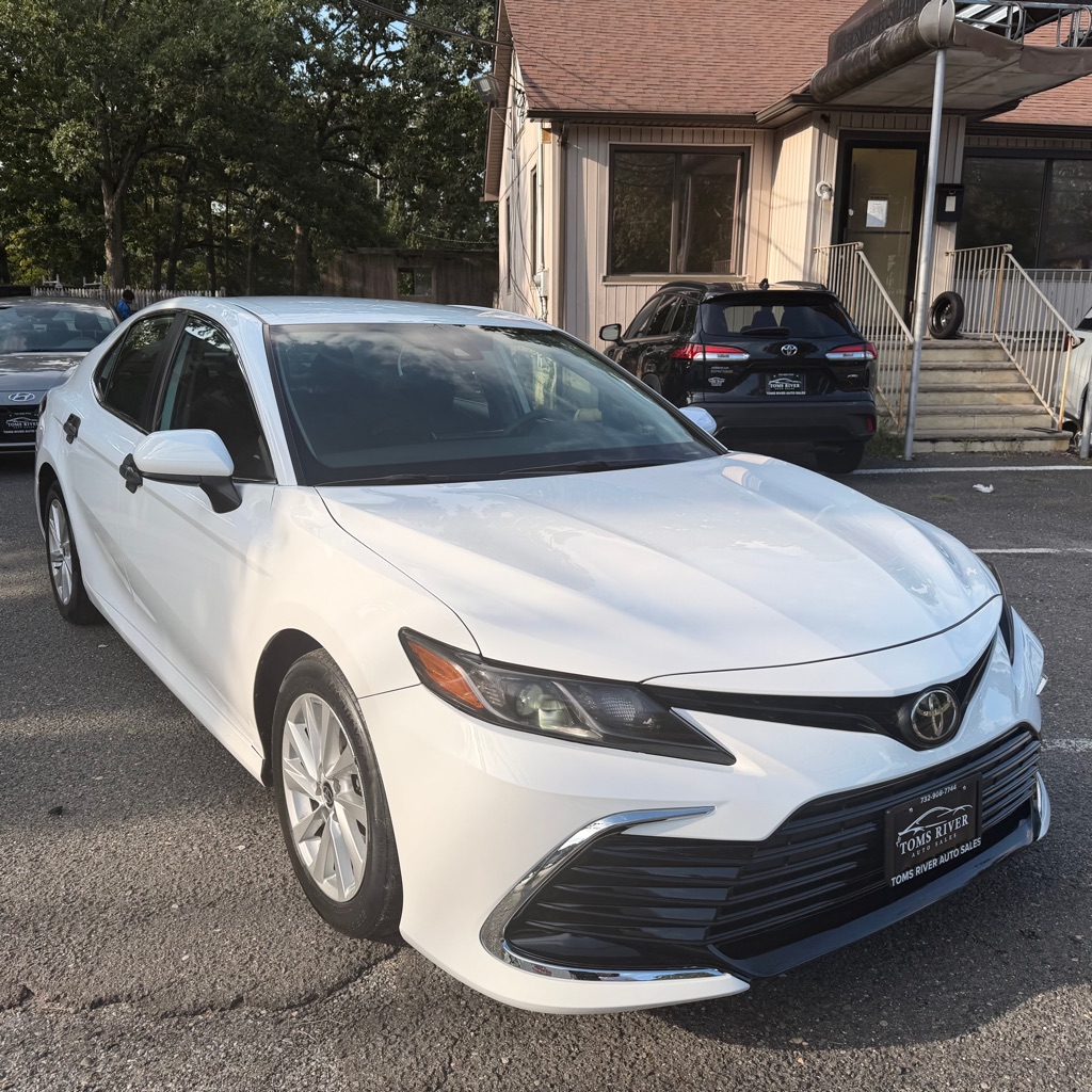 Photo 7 of this TOYOTA CAMRY