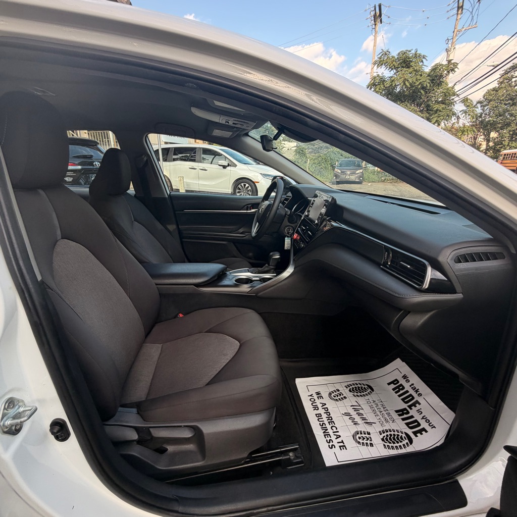 Photo 16 of this TOYOTA CAMRY