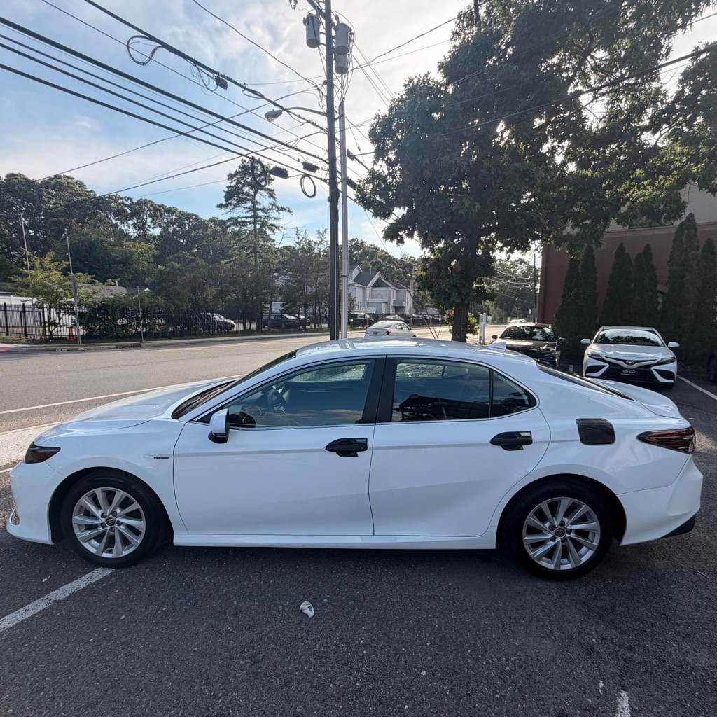 Photo 2 of this TOYOTA CAMRY
