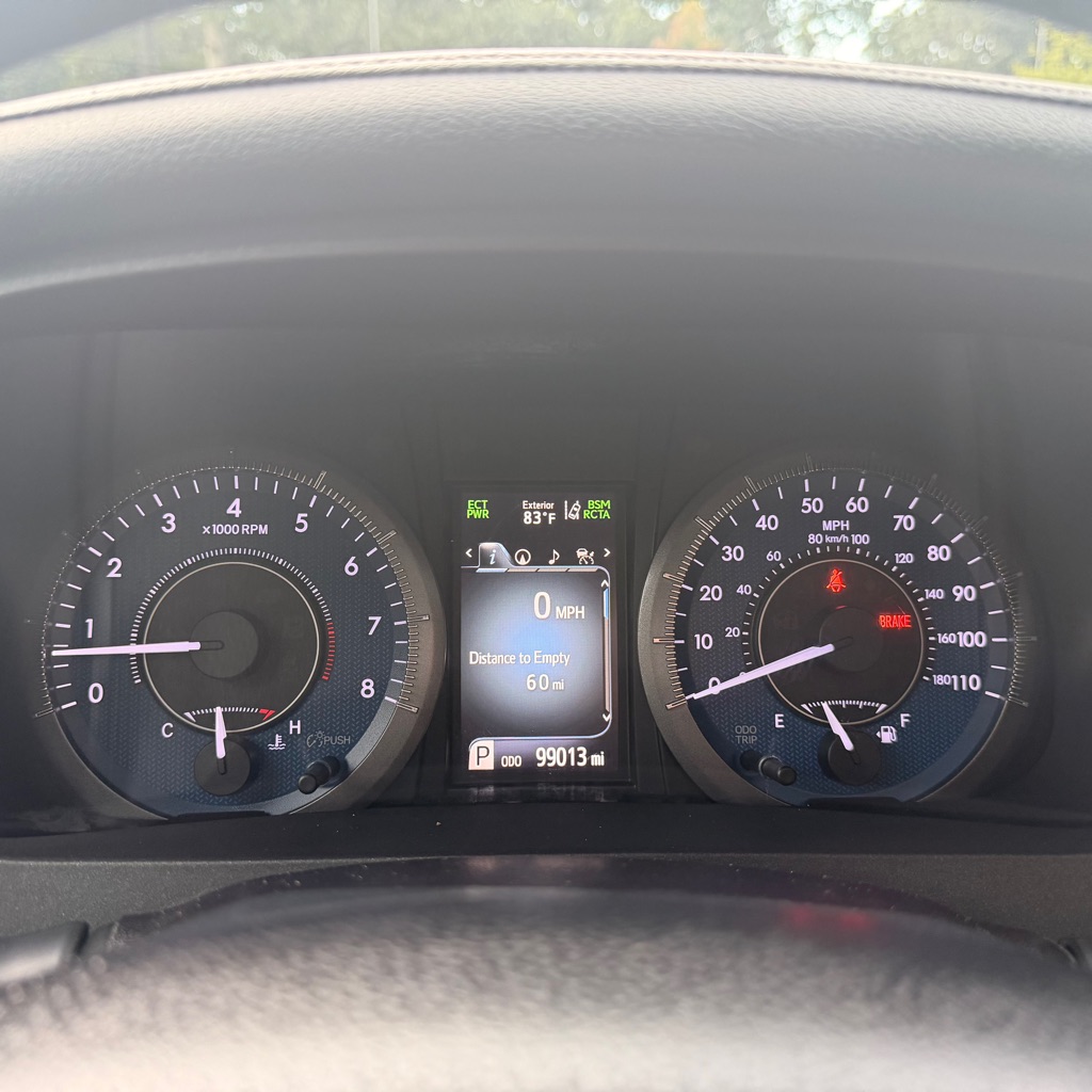 Photo 21 of this TOYOTA SIENNA