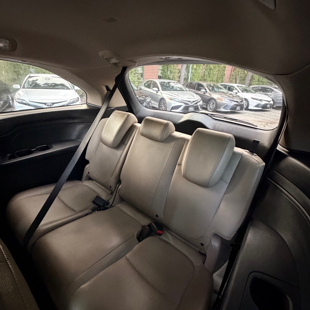 Photo 11 of this HONDA ODYSSEY