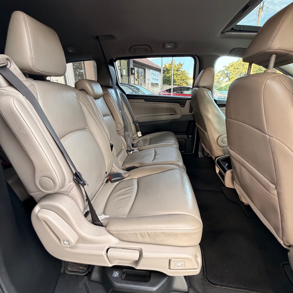 Photo 16 of this HONDA ODYSSEY