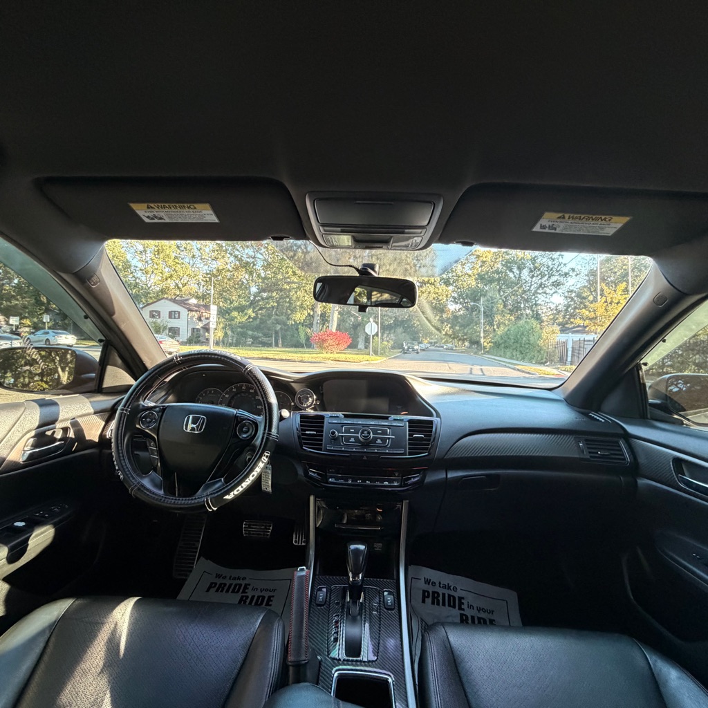 Photo 14 of this HONDA ACCORD
