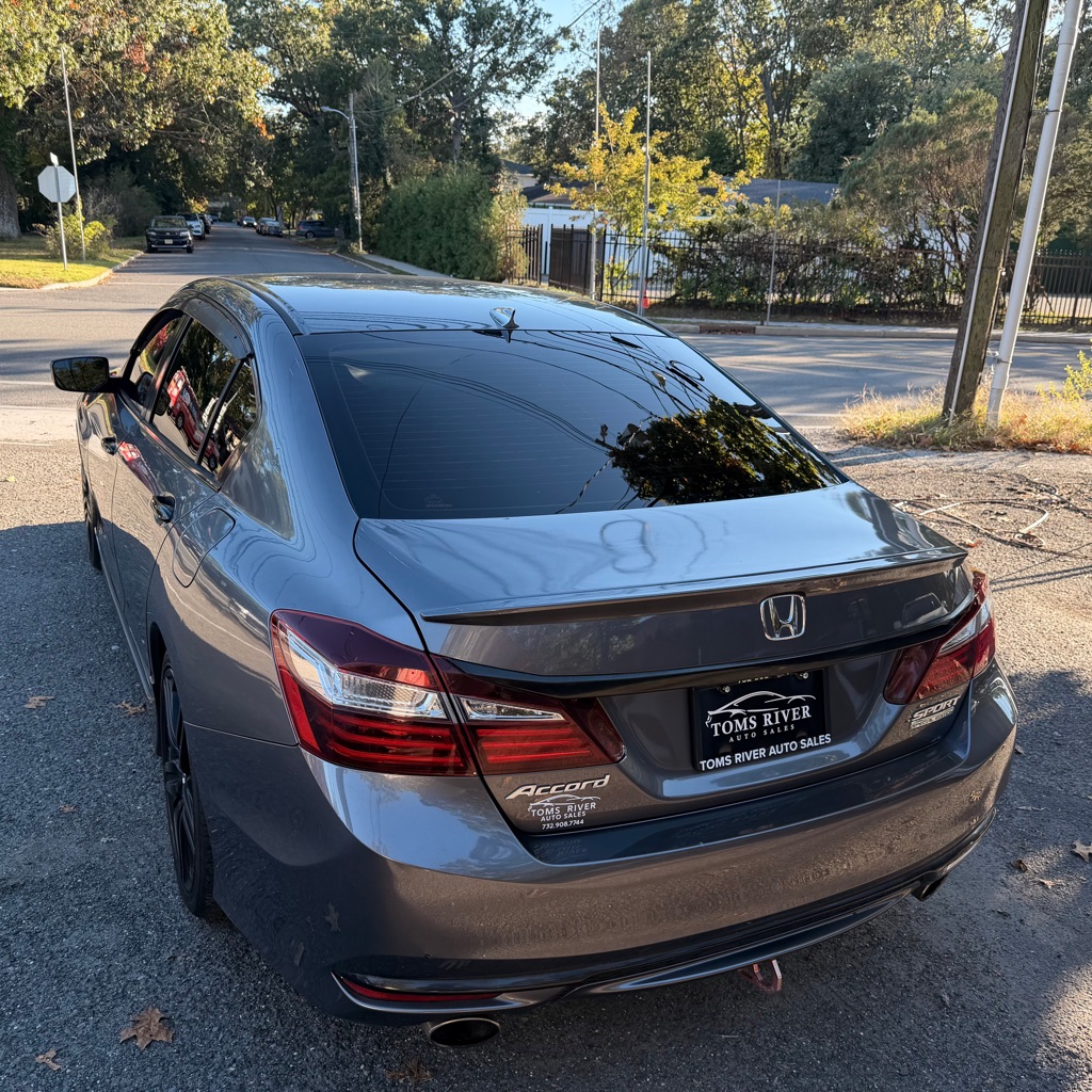 Photo 3 of this HONDA ACCORD
