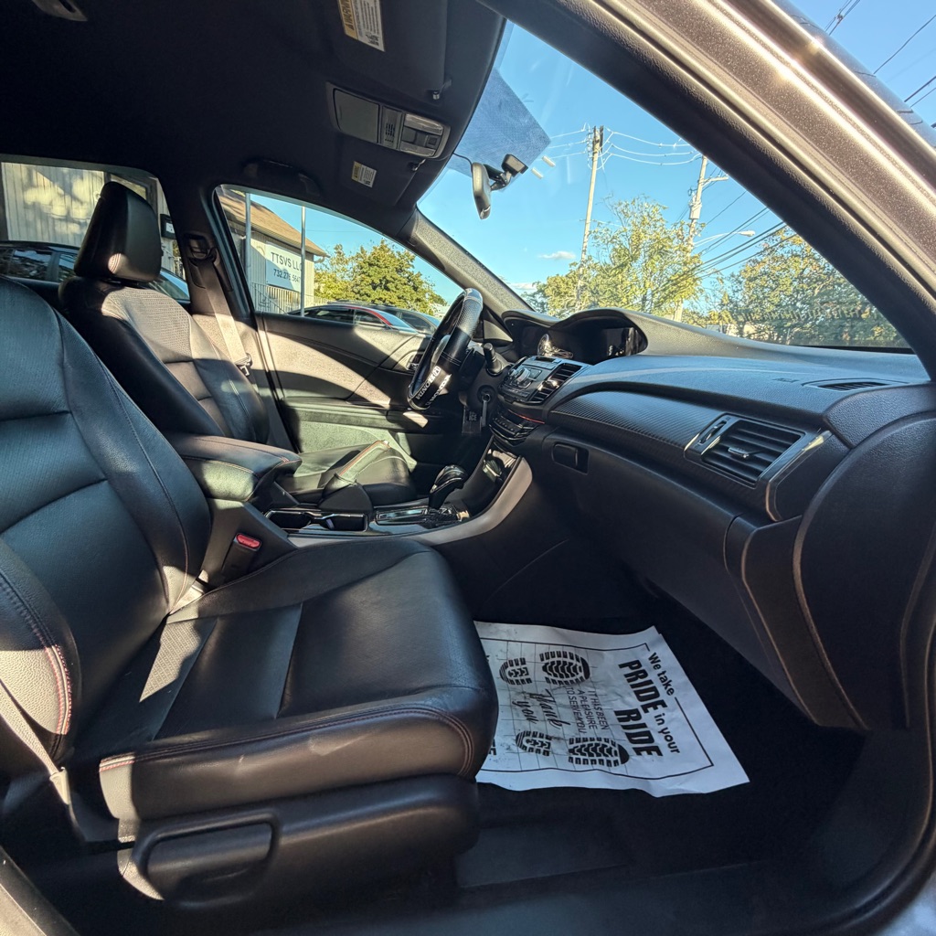 Photo 16 of this HONDA ACCORD