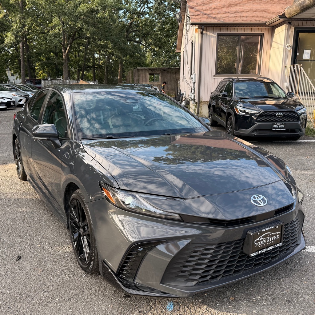 Photo 7 of this TOYOTA CAMRY