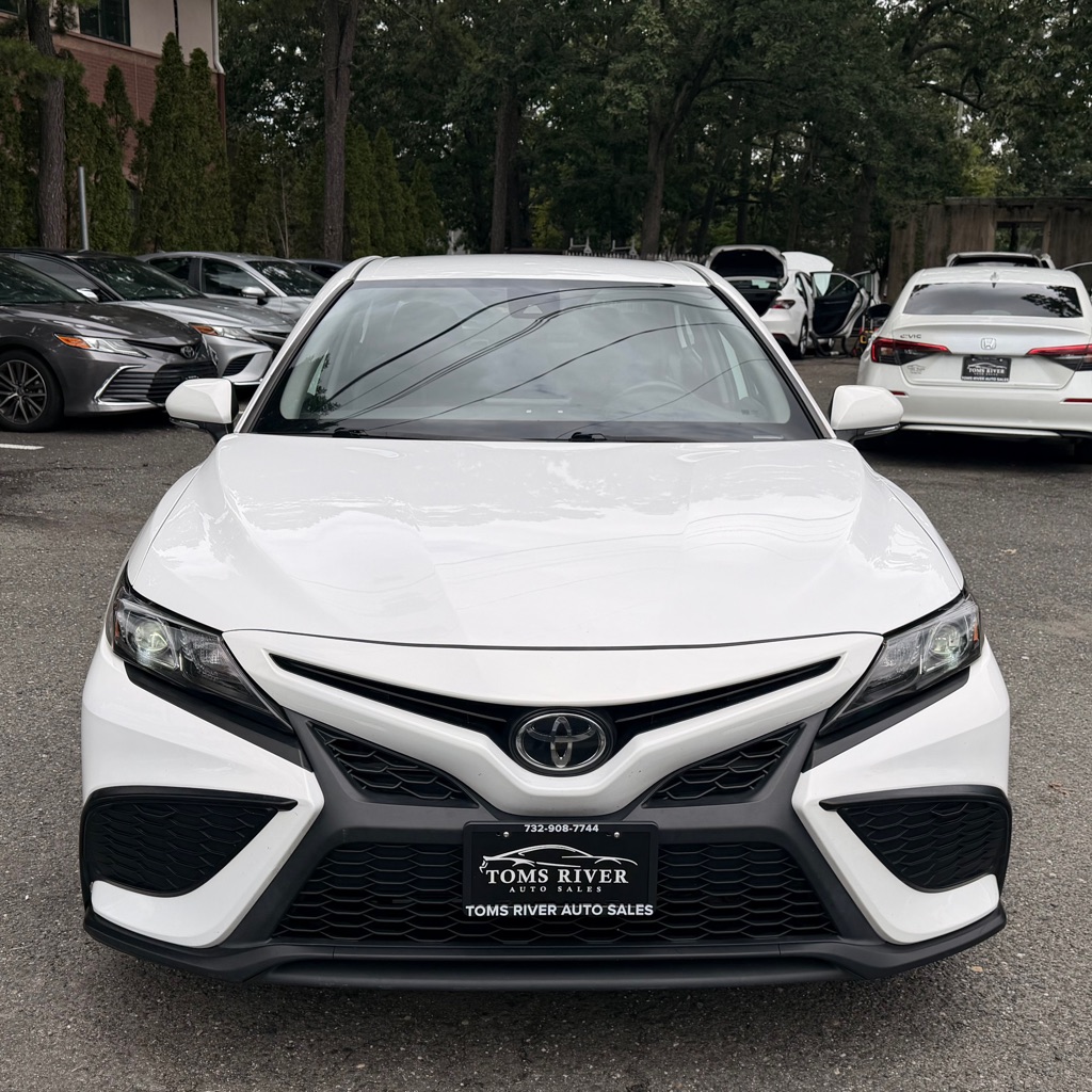 Photo 8 of this TOYOTA CAMRY
