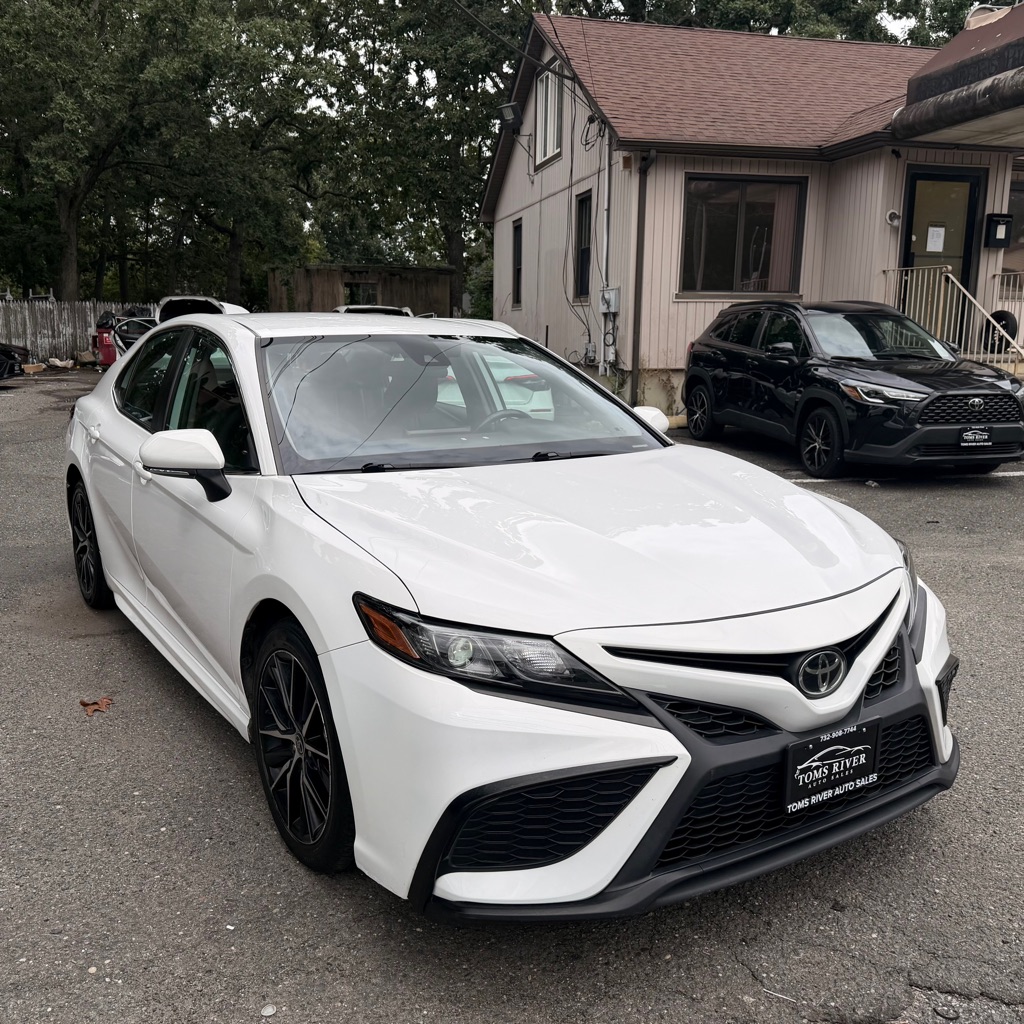 Photo 7 of this TOYOTA CAMRY