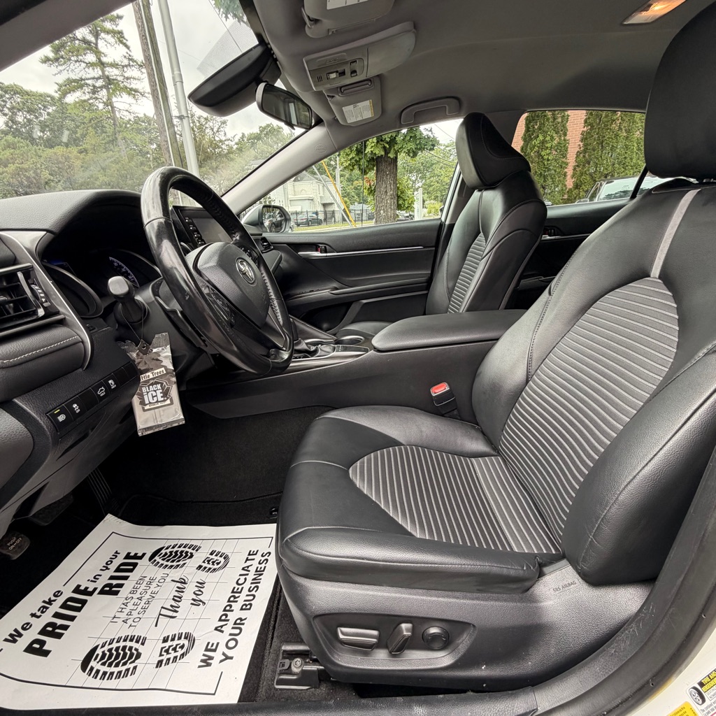 Photo 18 of this TOYOTA CAMRY