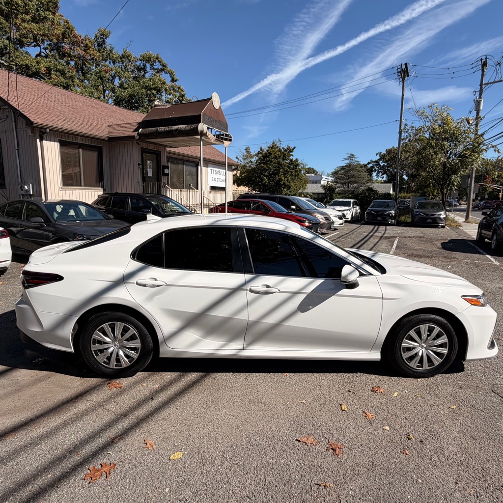 Photo 6 of this TOYOTA CAMRY