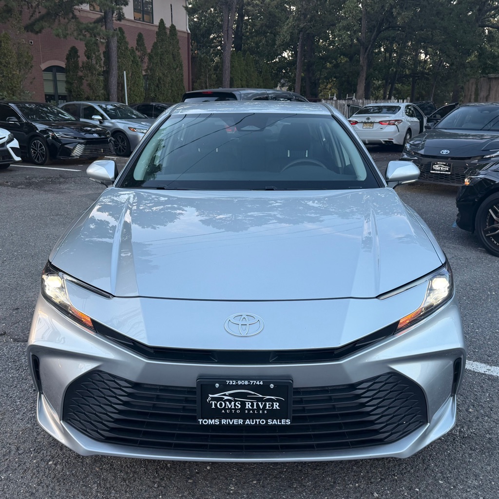 Photo 8 of this TOYOTA CAMRY