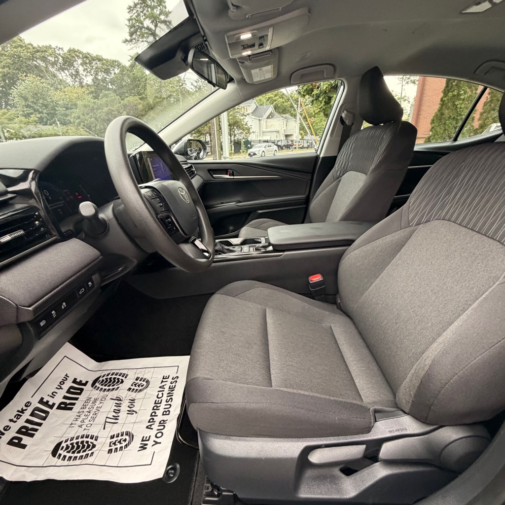 Photo 17 of this TOYOTA CAMRY