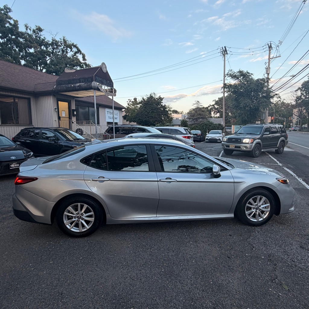 Photo 6 of this TOYOTA CAMRY