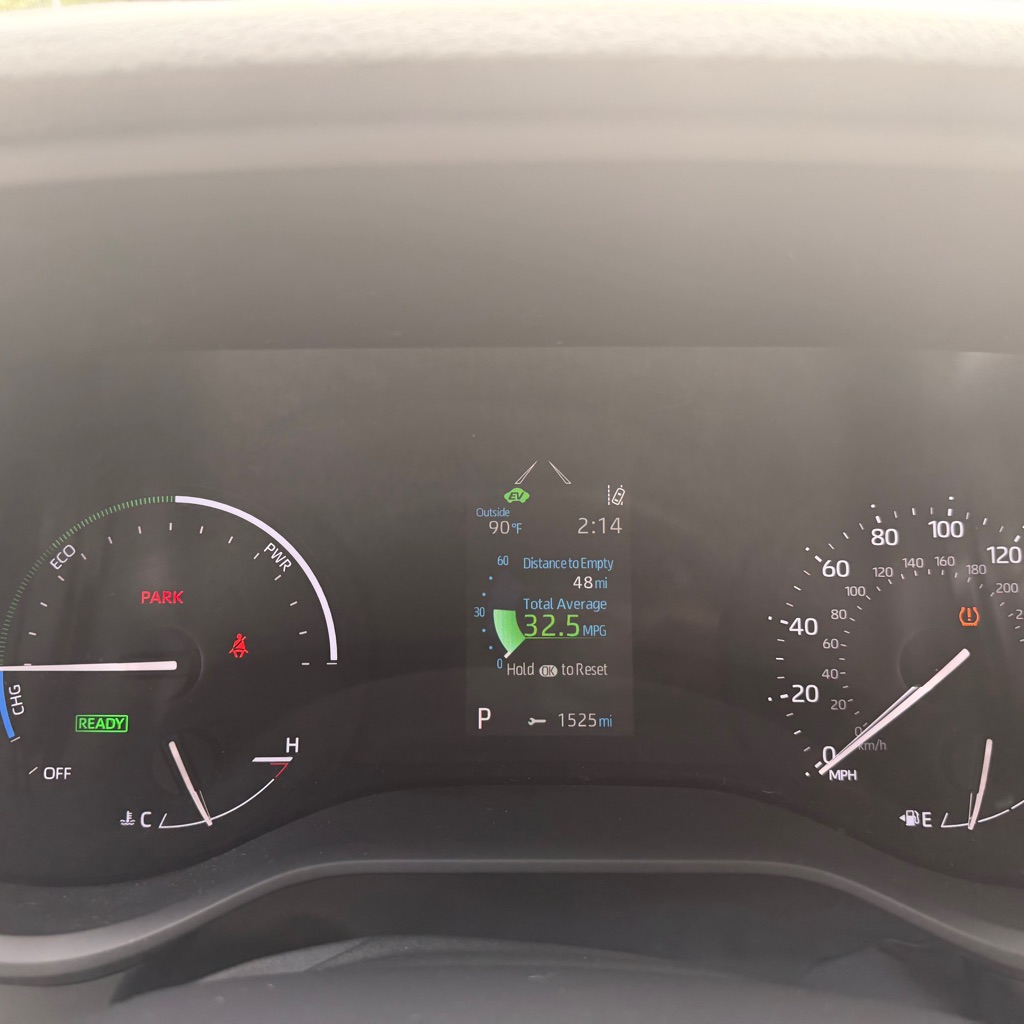 Photo 23 of this TOYOTA SIENNA