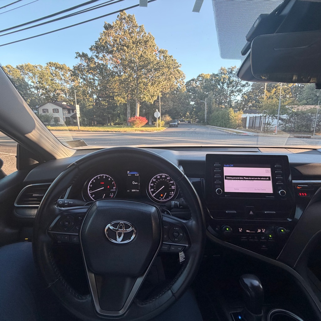 Photo 19 of this TOYOTA CAMRY