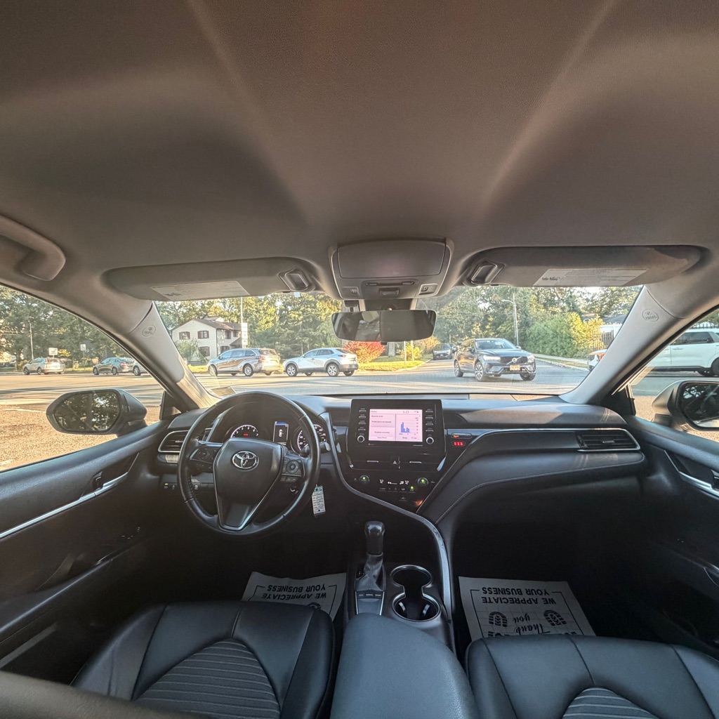 Photo 14 of this TOYOTA CAMRY