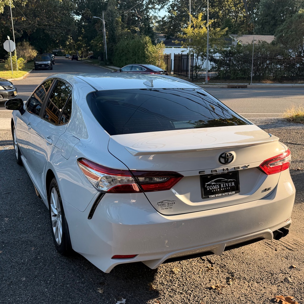Photo 3 of this TOYOTA CAMRY