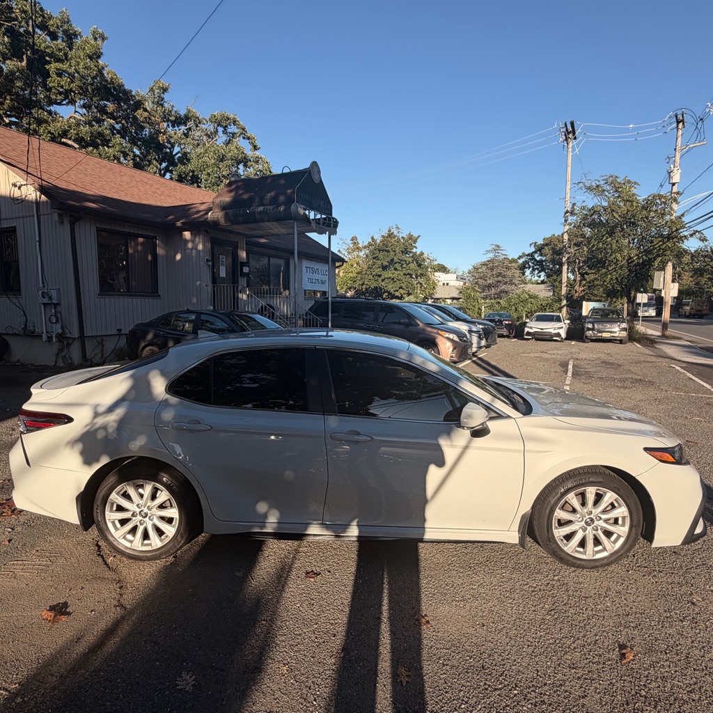 Photo 6 of this TOYOTA CAMRY