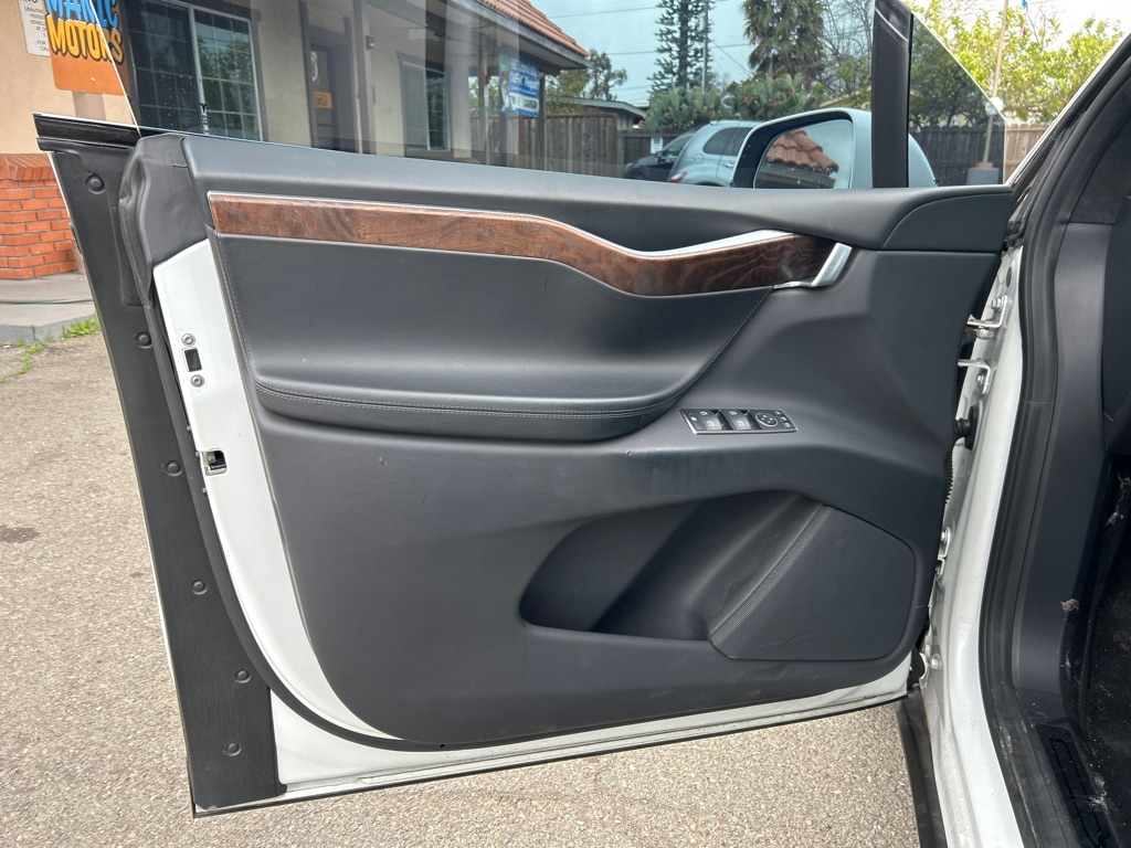 TESLA MODEL X 2016 TESLA MODEL X 5YJXCAE20GF021383