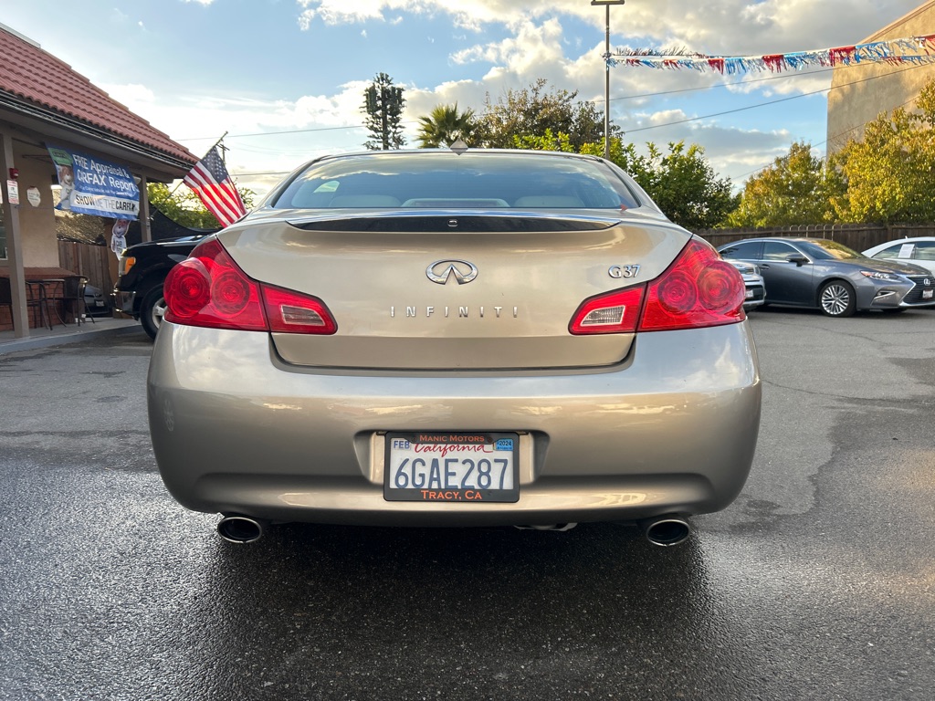 INFINITI G37 2009 INFINITI G37 JNKCV61E39M011591