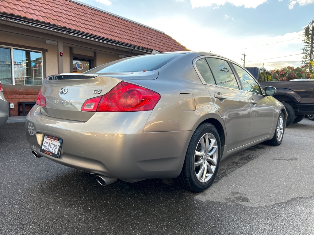 INFINITI G37 2009 INFINITI G37 JNKCV61E39M011591