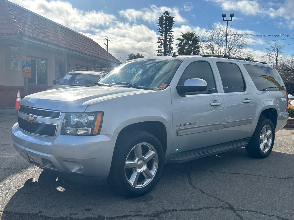 CHEVROLET SUBURBAN 2013 CHEVROLET SUBURBAN 1GNSKJE71DR376357